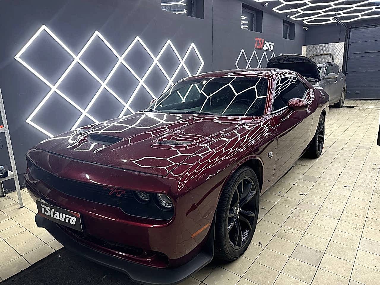 Шумоизоляция Dodge Challenger в Астане Шумоизоляция Dodge Challenger в Астане